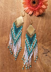 Boucles d'oreilles pendantes de luxe à la mode en perles de rocaille brodées à la main Design unisexe d'Inde - Product Image 3