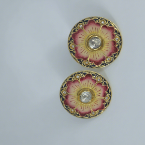 Élégantes boucles d'oreilles clous rondes minimalistes en argent 925 plaqué or, avec zircon et motif géométrique Meenakari, certifiées IGI, pour femme - Product Image 1