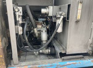 Potente Excavadora de Ruedas Hitachi EX100WD-3 de 10 Toneladas, Motor de Alto Rendimiento Multifuncional, Bomba con Descuento - Product Image 4