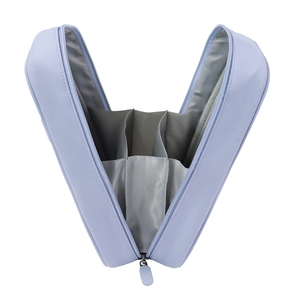 Estuche para lápices de nailon azul claro SENDA con parche de oso y cierre de cremallera, tamaño A5, bolsa para papelería - Product Image 4