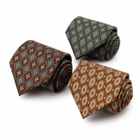 Cravate en polyester imprimée pour homme, motif médaillon rétro, pour tenues de bureau et soirées formelles