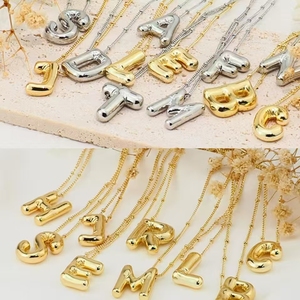 Collar con Colgante de Letras A-Z, Chapado en Oro, Estilo Simple y Lujoso, Bonito Collar de Cobre para Mujer, Joyería al por Mayor - Product Image 3