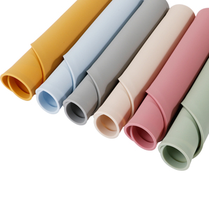 Set de table en silicone semi-circulaire rond, tapis d'alimentation, tapis de table en silicone, vente en gros, réutilisable, sans BPA, anti-déversement, pour bébés et enfants - Product Image 5