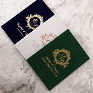 Inviti di Lusso Personalizzati in Acrilico Specchiato Oro Rosa, Libretto con Copertina Rigida in Velluto <span class=keywords><strong>per</strong></span> Matrimoni e Compleanni a Prezzo di Fabbrica - Product Image 3