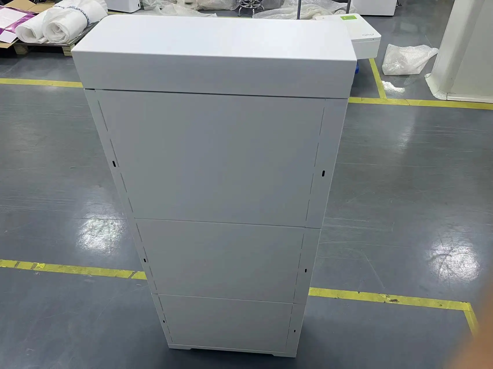 घरेलू आवासीय कम वोल्टेज 5KW 10KW 15KW BMS BESS LiFePO4 स्टैकेबल ऊर्जा भंडारण बैटरी