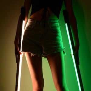 مصباح قابل للشحن يده 70 سنتيمتر CRI95 اللاسلكية DMX RGB أنبوبة ليد التصوير الإضاءة المدونات عدة - Product Image 1