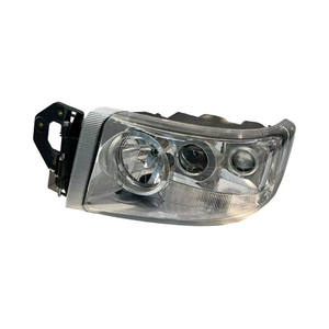 Faro Halógeno Renault 55W, Lado del Conductor Izquierdo, Lado del Pasajero Derecho, Pieza de Repuesto, Material Plástico - Product Image 3