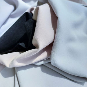 Tissu extensible teint en fil 100% polyester de qualité supérieure, poids moyen, tissé pour robes, jupes, chemises et blouses - Product Image 3