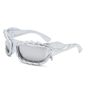 Occhiali da Sole Futuristici Riff - Montatura Spessa Rettangolare Irregolare Intrecciata - Product Image 5