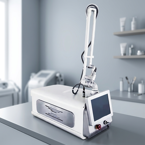 Máquina de Belleza con Láser Fraccional de CO2 en Oferta, 60W 70W 80W, para Rejuvenecimiento de la Piel, Revisión de Cicatrices y Rejuvenecimiento Vaginal, Uso Clínico - Product Image 1
