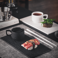 Services de table en céramique, assiettes japonaises rétro haut de gamme, motif rocheux exquis noir et blanc, assiette plate, tasse à café motif rocheux