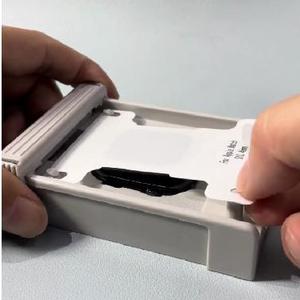 ฟิล์มกระจกนิรภัยแบบเต็มจอ ขอบโค้ง 3 มิติ คุณภาพสูง ติดตั้งง่าย บางเฉียบ ป้องกันรอยนิ้วมือ - Product Image 5