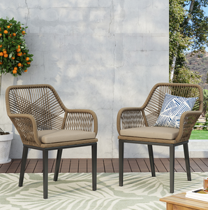 Conjunto de Muebles de Jardín Modernos Apilables con Estructura de Madera y Cuerda, 2 Sillas - Cómodas y Portátiles para Balcón, Patio o Restaurante - Product Image 1