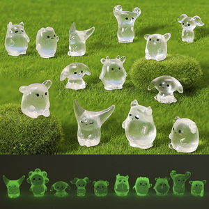 Figuras de Resina Brillantes en la Oscuridad, Miniaturas de Animales y Fantasmas de Dibujos Animados para Micro Paisajes, Casas de Muñecas, Terrarios, Manualidades DIY, Venta al Por Mayor - Product Image 4