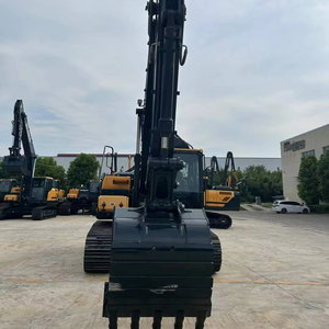 รถขุดตีนตะขาบ HX220L พร้อมเครื่องยนต์ทรงพลังสำหรับงานก่อสร้างในแอลจีเรีย - Product Image 1