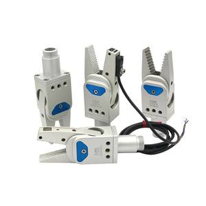 Pinzas Neumáticas CRG GR20, Abrazaderas de Extrusión, Accesorios para Brazos Robóticos de Alta Resistencia para Industrias Agrícolas, Nuevas - Product Image 1