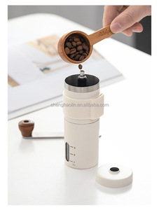 <span class=keywords><strong>เครื่อง</strong></span>บด<span class=keywords><strong>กาแฟ</strong></span>เซรามิกแบบกรวยพร้อมด้ามจับพับได้ <span class=keywords><strong>ชุด</strong></span><span class=keywords><strong>เครื่อง</strong></span><span class=keywords><strong>ชง</strong></span><span class=keywords><strong>กาแฟ</strong></span>ดริปแบบพกพาสำหรับใช้ในบ้าน - Product Image 4