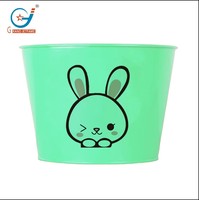Pot de fleurs suspendu en métal avec revêtement en poudre, décor de lapin de Pâques, 1,2 gallon