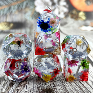 Dungeons &amp; Dragons Clear Glitter Polyhedral Resin <strong>Dice</strong> DND RPG 7 Board Game <strong>Dice</strong> Styles Per <strong>Set</strong> Pieces Colorful <strong>Colors</strong> Liquid Fl - Product Image 3