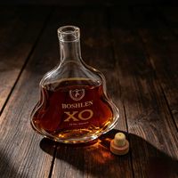 Penjualan Langsung Pabrik Botol Minuman Keras Kaca Klasik Berkualitas Tinggi 700ml untuk Gin Whiskey Tequila Menerima Emboss Logo Kustom