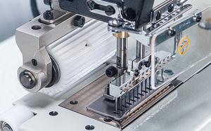 JUITA JTVC008-12-UT Industrial High Efficient Automatic Cutting and <b>Sewing</b> Machine Multi Needle <b>Sewing</b> Machine Chain Stitch - Product Image 4