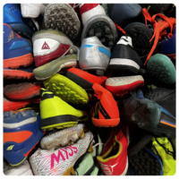 S24 Meilleures ventes Chaussures de football d'occasion de marque chinoise en gros pour femmes, lots de marques mixtes