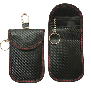 Sac de protection Portable <span class=keywords><strong>anti</strong></span>-<span class=keywords><strong>RFID</strong></span> avec étui à clés mode PU cuir en Fiber de carbone Faraday étui à clés de voiture FOB sac de blocage de Signal - Product Image 1
