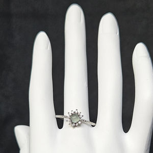 Anillo de Jade Ajustable de Calidad Garantizada, Jadeíta Redonda Verde, Chapado en Plata 925, Joyería Certificada por NGIC - Product Image 1