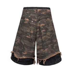 Shorts amples pour hommes en denim 100% coton, double couche à la taille, déchirés, camouflage noir, personnalisables, vente en gros pour marques de mode - Product Image 2