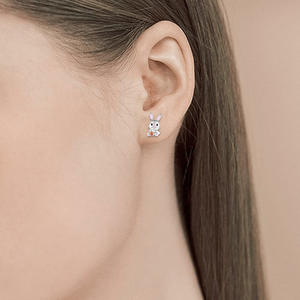 Pendientes de conejo de dibujos animados de color blanco champán, aleación de zinc chapada en plata, joyería de moda unisex, regalo para mujeres y hombres - Product Image 4