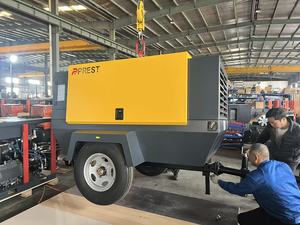 Compresseur d'<span class=keywords><strong>air</strong></span> diesel 93KW 125HP 350CFM 10bar avec moteur Cummins, unité à vis portable, bloc compresseur pour <span class=keywords><strong>marteau</strong></span>-<span class=keywords><strong>piqueur</strong></span>, brise-route et perforatrice de roche - Product Image 6