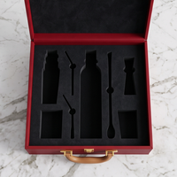 Boîte cadeau magnétique haut de gamme personnalisée pour bouteilles de spiritueux, shakers, gobelets et outils de bar, avec mousse découpée sur mesure