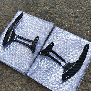 Modification et amélioration de voiture 2015-2021 : Volant en fibre de carbone, palettes de volant, kit carrosserie pour Ferrari 488/Portofino - Product Image 5