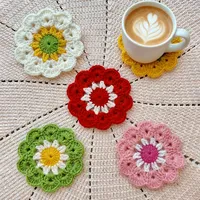 Tapis rond isolant thermique tissé exquis, dessous de verre floral fait main au crochet pour la décoration de table, cadeaux de pendaison de crémaillère