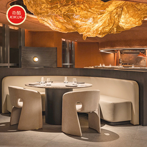 Ensemble de mobilier de restaurant commercial de luxe avec sièges en velours courbés, tables circulaires en marbre et ensembles de chaises - Product Image 2