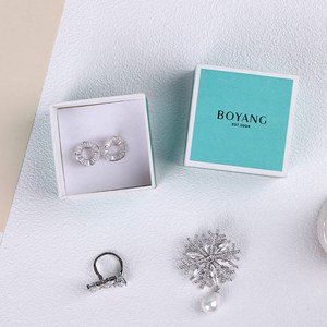 Boîte cadeau de luxe verte pour collier pendentif, emballage de bijoux, avec sac en papier, vente en gros OEM Boyang - Product Image 4