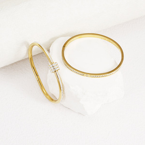 Brazalete de Acero Inoxidable con Diseño de Trébol, Sin Deslustre, para Mujer, Diseño Exclusivo, Joyería de Moda INS - Product Image 1