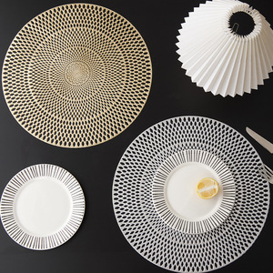 Nordic Minimalist Round Hollow Placemat Gold And Silver <b>Waterproof</b> Non Slip Heat Insulating Table <b>Mat</b> For Dining - Product Image 2
