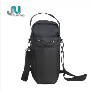 Sac de sport magnétique imperméable, double <span class=keywords><strong>mode</strong></span> porté main/bandoulière, aimants puissants maintiennent le sac au-dessus du sol, rangement multicouche pour équipement de sport - Product Image 2