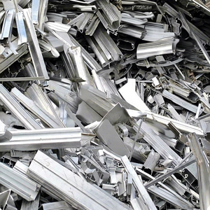Déchets d'extrusion d'aluminium 6063 de qualité supérieure, 99 % de teneur en Al, 800 kg, offerts en vrac pour usage industriel, service OEM/ODM - Product Image 5