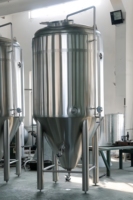 Fermenteur conique 100L 200L 300L 500L 1000L, équipement de brassage de bière, équipement de brasserie artisanale, cuve de fermentation en acier inoxydable