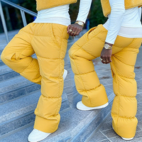 Pantalones de plumón acampanados personalizados para hombre, cálidos, holgados, gruesos, cortavientos, de nailon, tipo cargo, para invierno