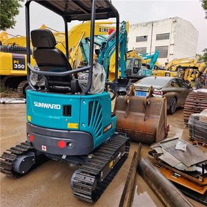 NOUVEAU ! Mini-excavatrice Sunward 18UF-1 – Nouvelle arrivée de la célèbre marque chinoise Sunward – Excavatrice de 1,8 tonne pour travaux de terrassement - Product Image 4