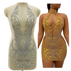 Keering stilista di cristallo d'argento 2023 ragazze set di abbigliamento in vetro personalizzato strass oro nero <span class=keywords><strong>Applique</strong></span> per abiti - Product Image 1