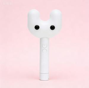 NewJeans Light Stick y Set de Accesorios Versión HYEIN con Cubierta Intercambiable, Artículos Oficiales de K-pop para Conciertos, Bunnies ADOR 2023 - Product Image 4