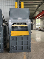 Presse à balles verticale hydraulique pour bouteilles PET, pour la compression des déchets de bouteilles en plastique et la production de balles pour centre de recyclage