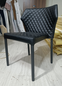 Chaise de salle à manger empilable américaine nouvel arrivage design populaire PU avec pieds en métal - Product Image 3