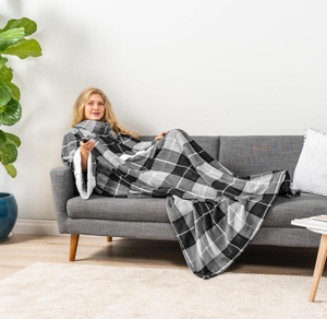 <span class=keywords><strong>Couverture</strong></span> en <span class=keywords><strong>polaire</strong></span> <span class=keywords><strong>avec</strong></span> <span class=keywords><strong>manches</strong></span> pour femmes, hommes et adultes, <span class=keywords><strong>couverture</strong></span> portable chaude et douce en peluche, idées cadeaux pour maman, femme, gris à carreaux - Product Image 1