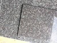 Vente directe usine – Carreaux de granit rouge chinois KMGSTONE populaires et économiques pour l'extérieur, la cour avant, polis, durables, garantie 5 ans