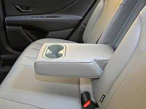 JX <span class=keywords><strong>Auto</strong></span> NUOVA Hyundai Elantra 2025 N Line Berlina Bianca 4 Porte 5 Posti - Product Image 4